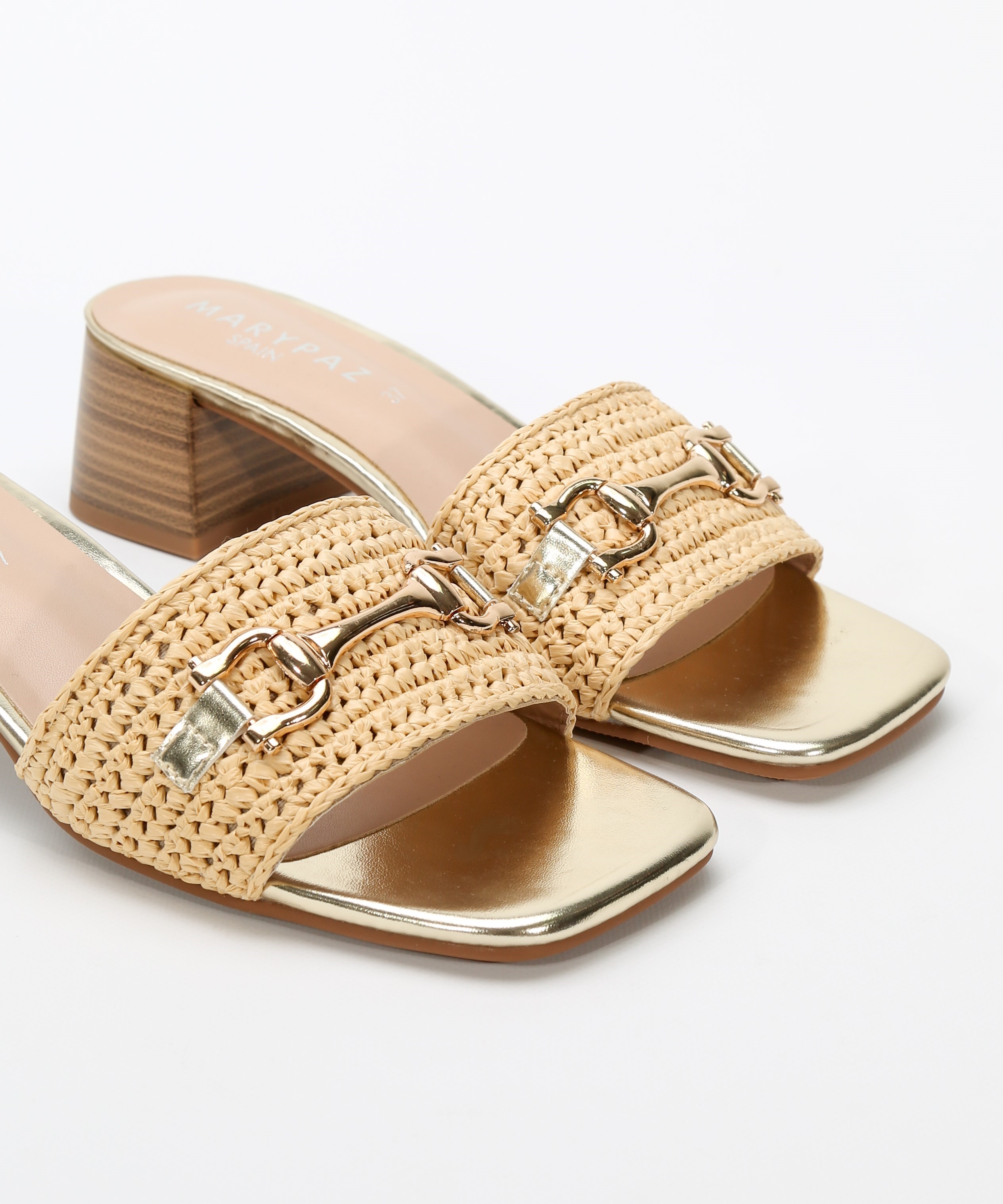 Sandalias tacón detalle image number null